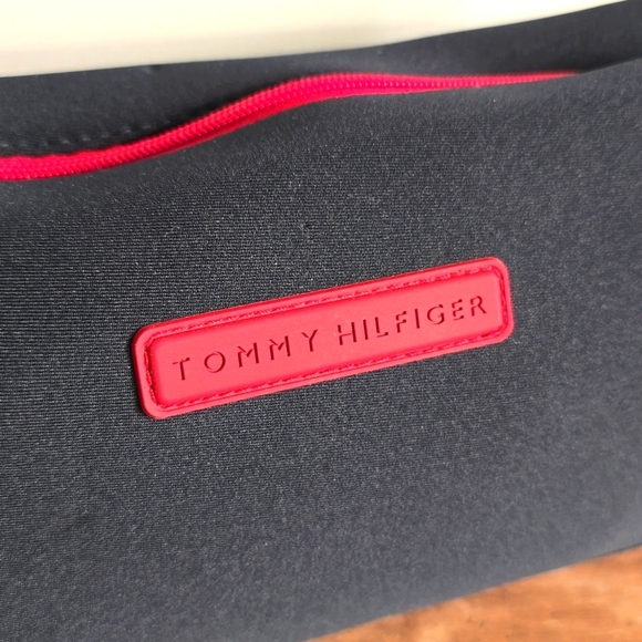 💧TOMMY HILFIGER | AMERICAN STAR TRAVEL BAG - Picture 6 of 6